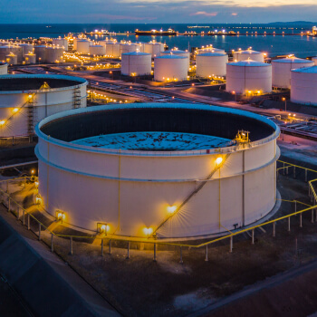 vopak-escapes-erp-lock-in-vcard