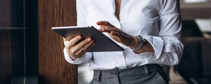 modernising-legacy-systems-with-ai-hcard