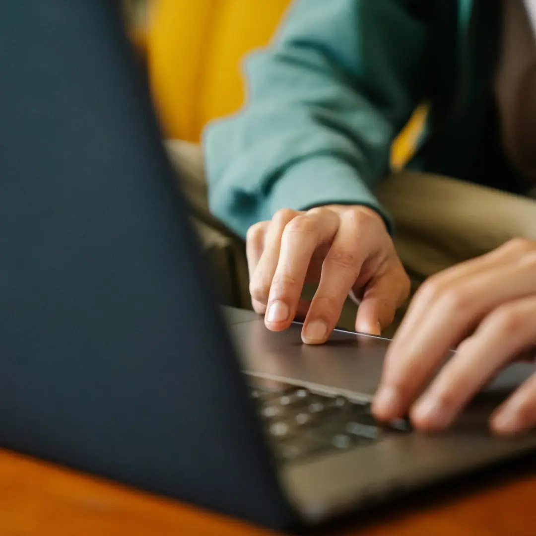 track-and-trace-figure