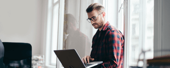 Digital CX eBook: Overcoming the Barriers to a Customer-First Culture 