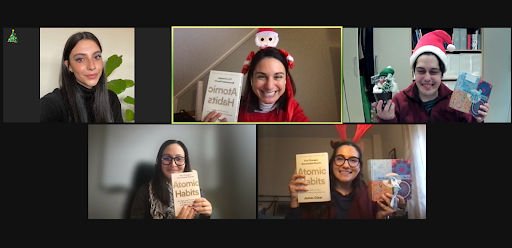Marialaura in a Christmas virtual gathering with her Employee Experience teammates