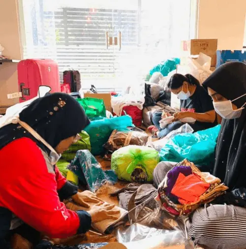 women helping ze0hunger