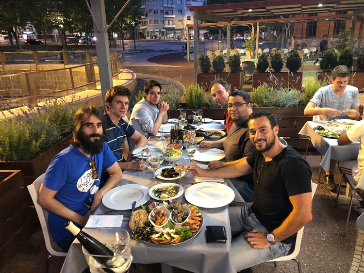 Great food in great company. This is only one of the things that makes us an awesome team.